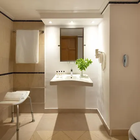 Mitsis Ramira